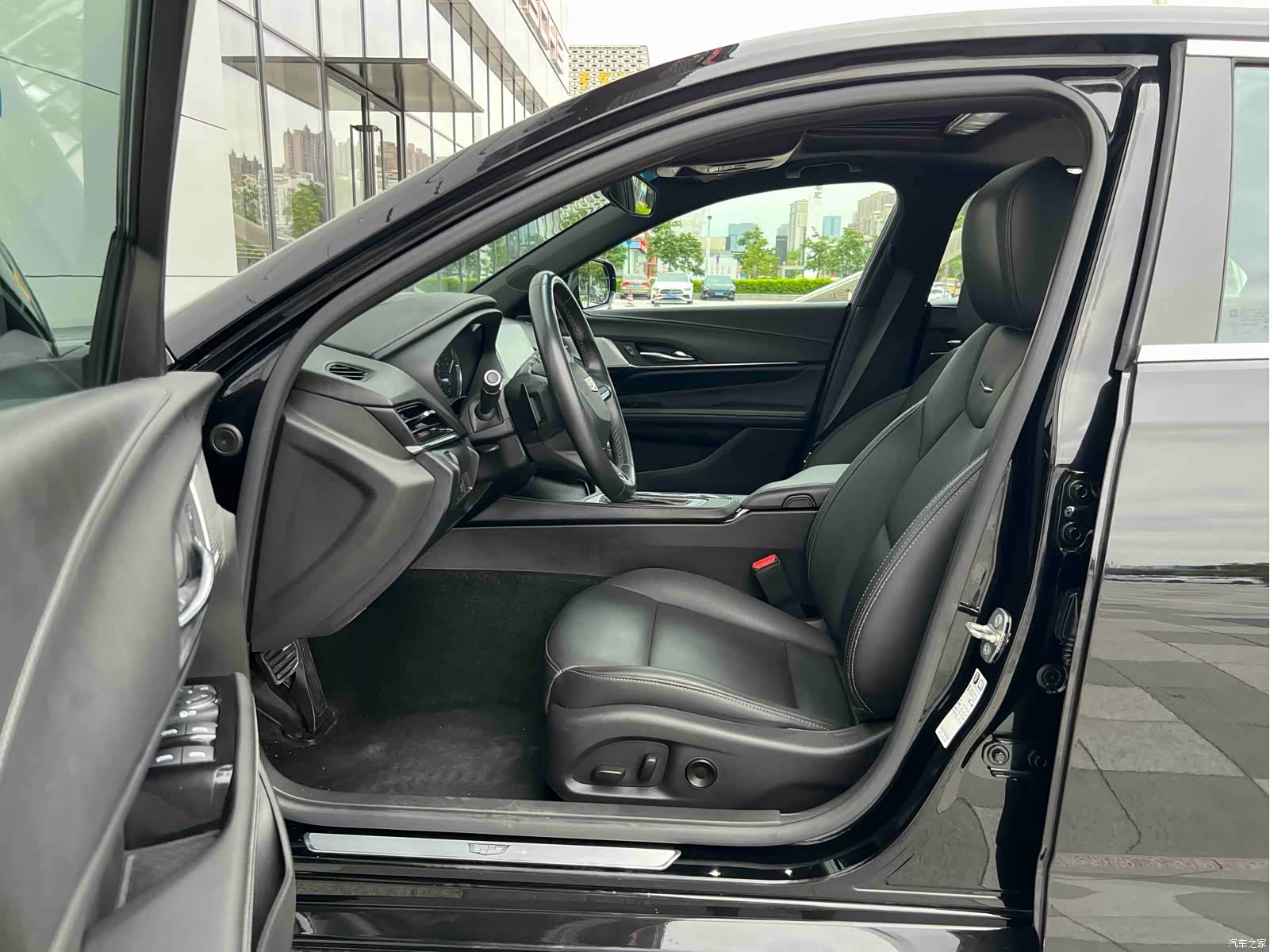 Cadillac CT4, 2023 11