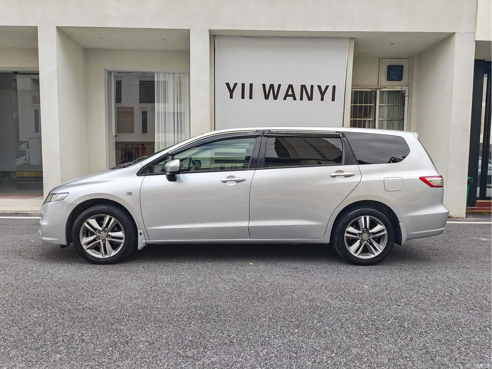 Honda Odyssey, 2011 4