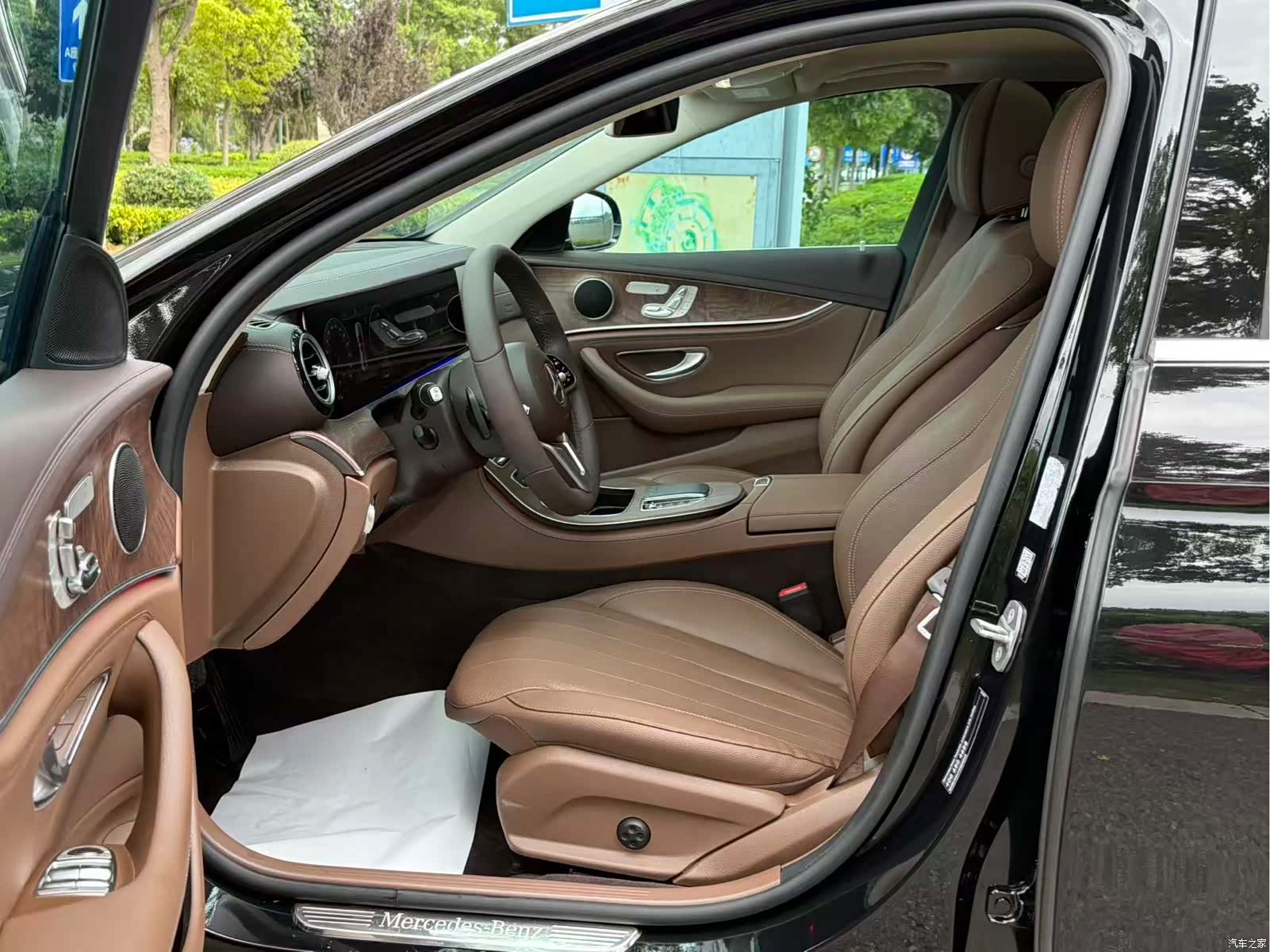Mercedes-Benz E-Class, 2020 7