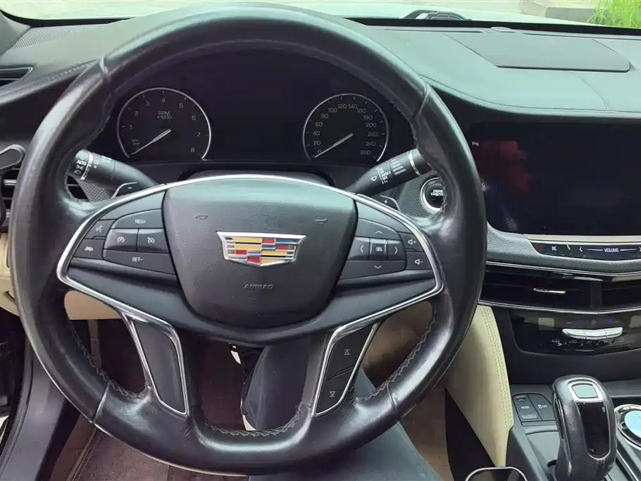 Cadillac CT6
