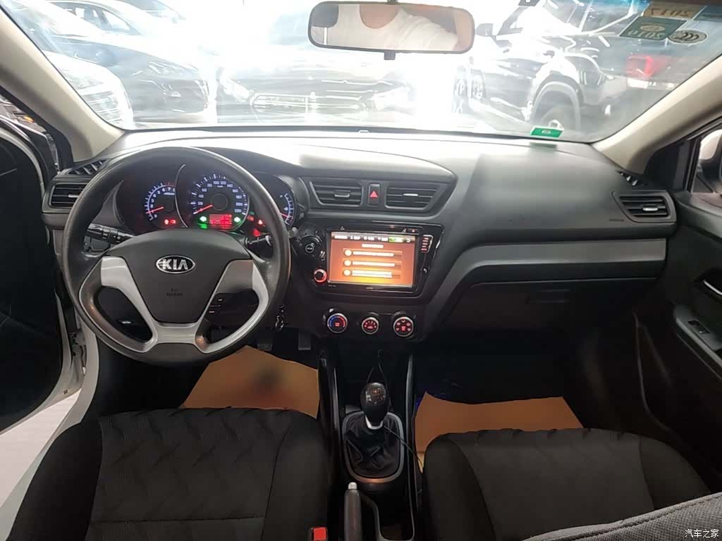 Kia K2, 2015 10