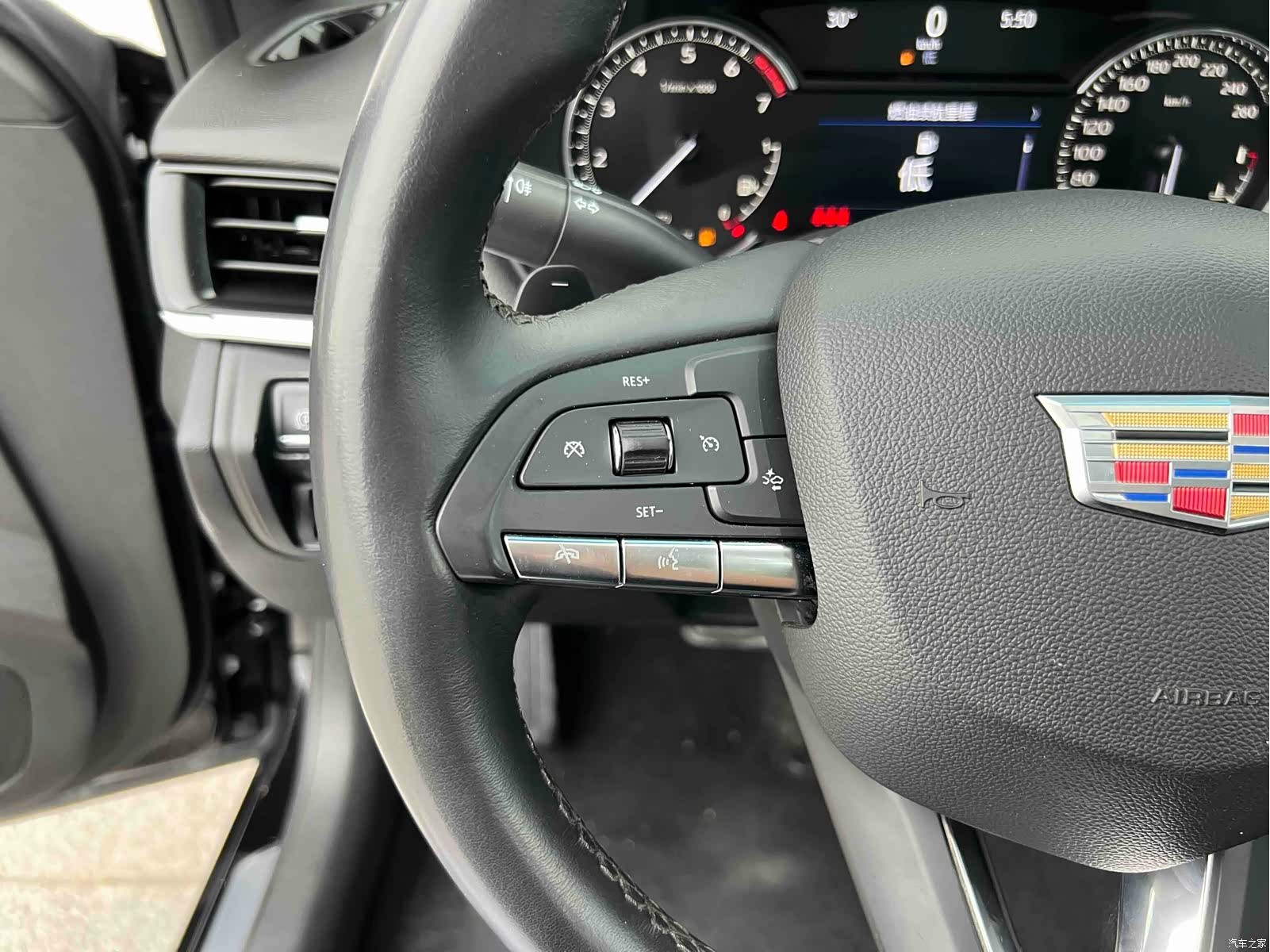 Cadillac CT4, 2023 20