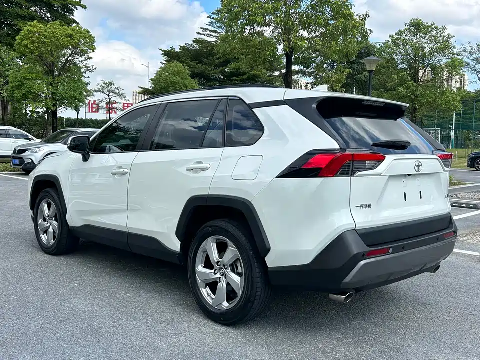 Toyota RAV4 Rongfang