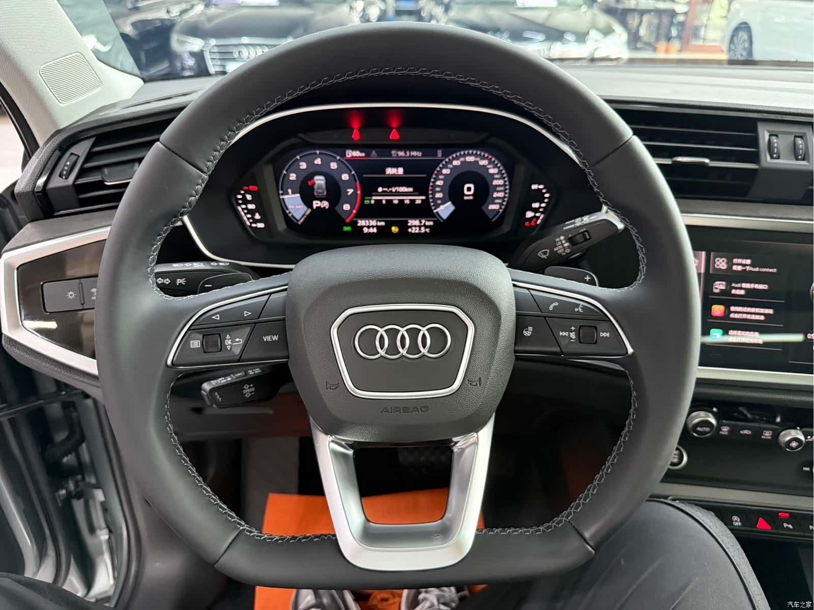 Audi Q3, 2022 14