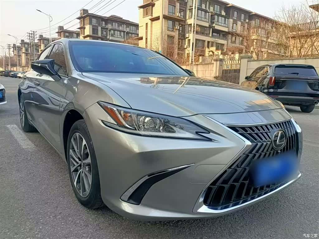 Lexus ES, 2022 6