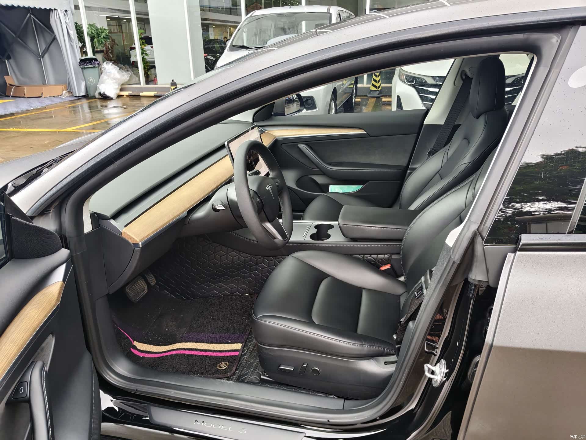 Tesla Model 3, 2022 10