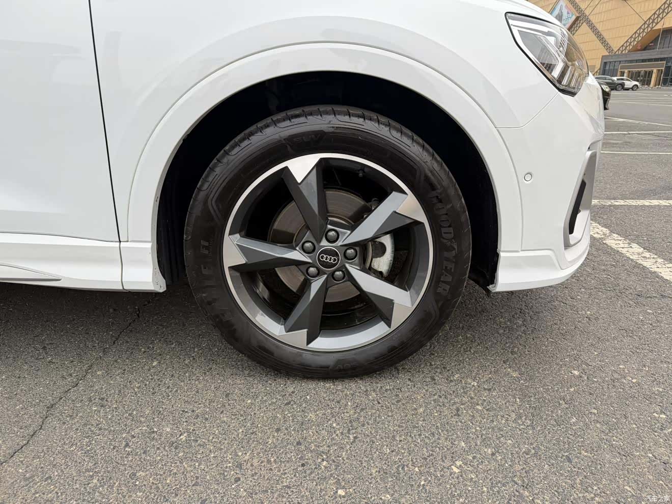 Audi Q3, 2022 12