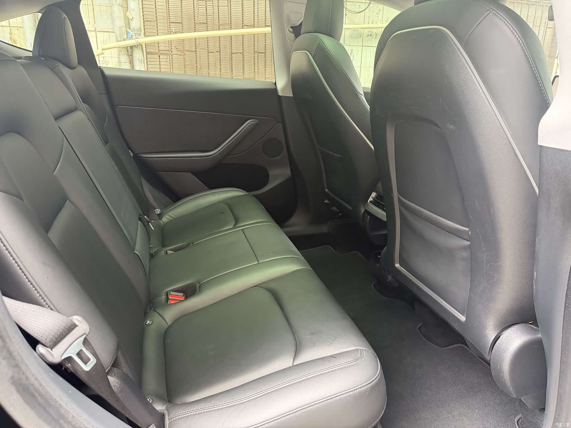 Tesla Model Y, 2021 8