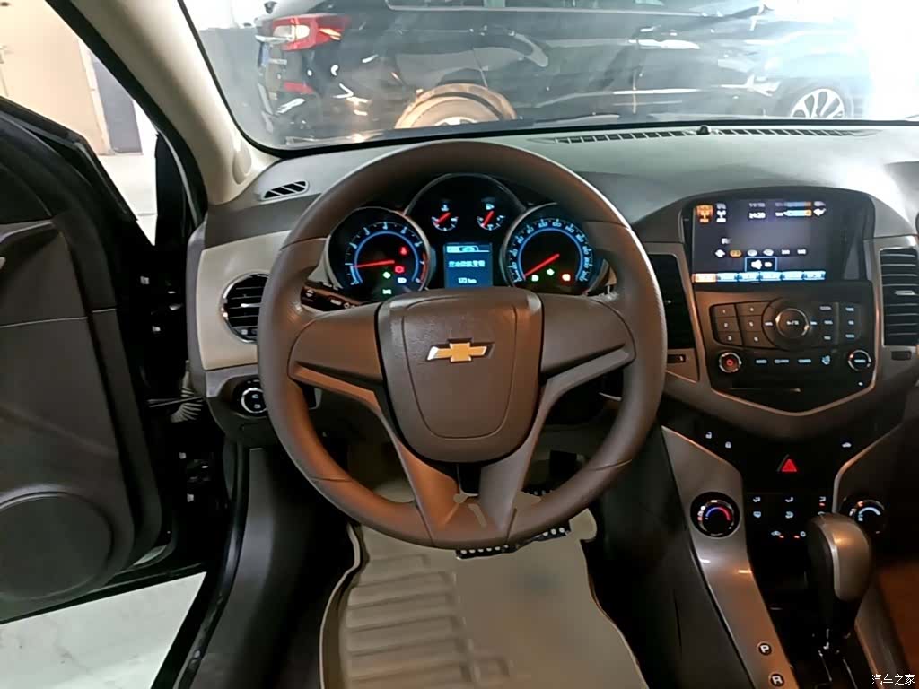 Chevrolet SE, 2016 11