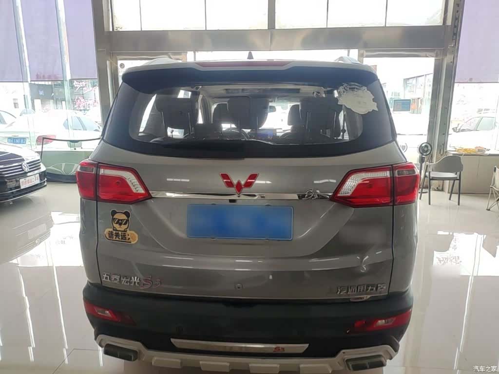 Wuling Hongguang, 2019 6