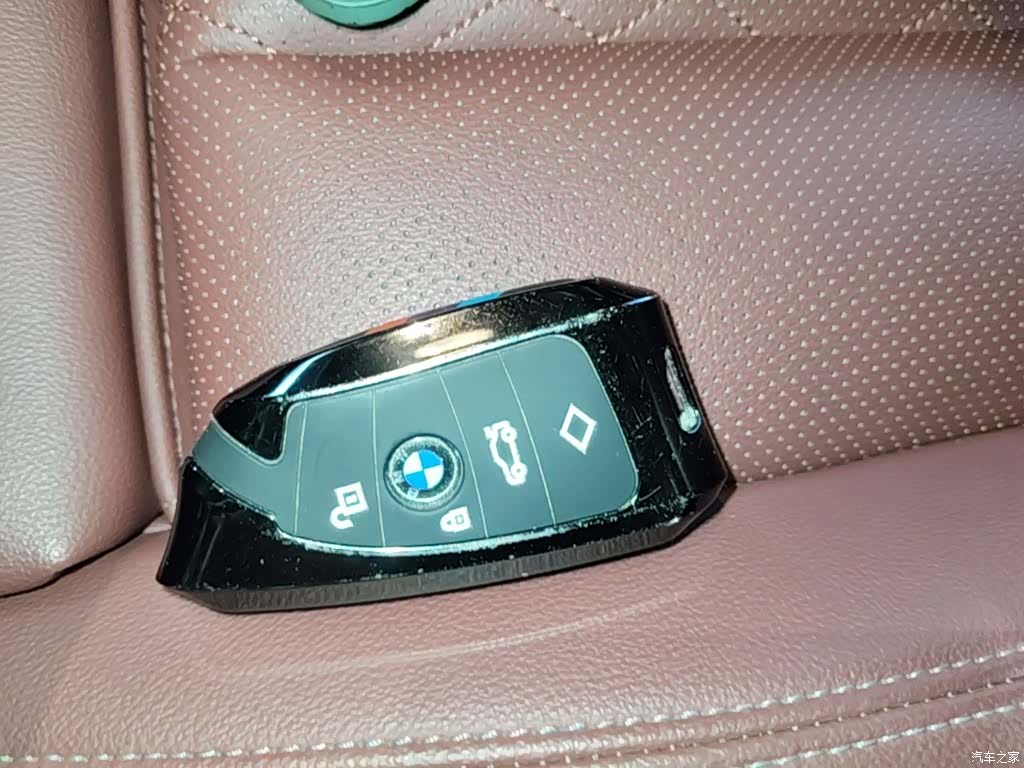BMW i3, 2024 9