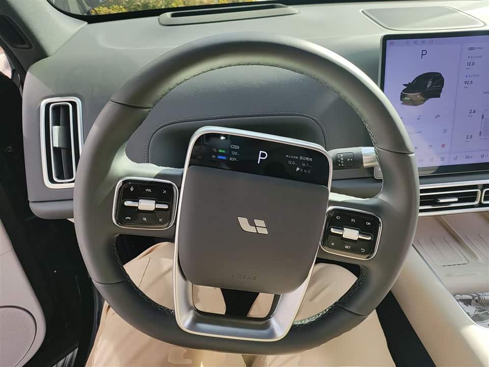 Li Auto Ideal L6