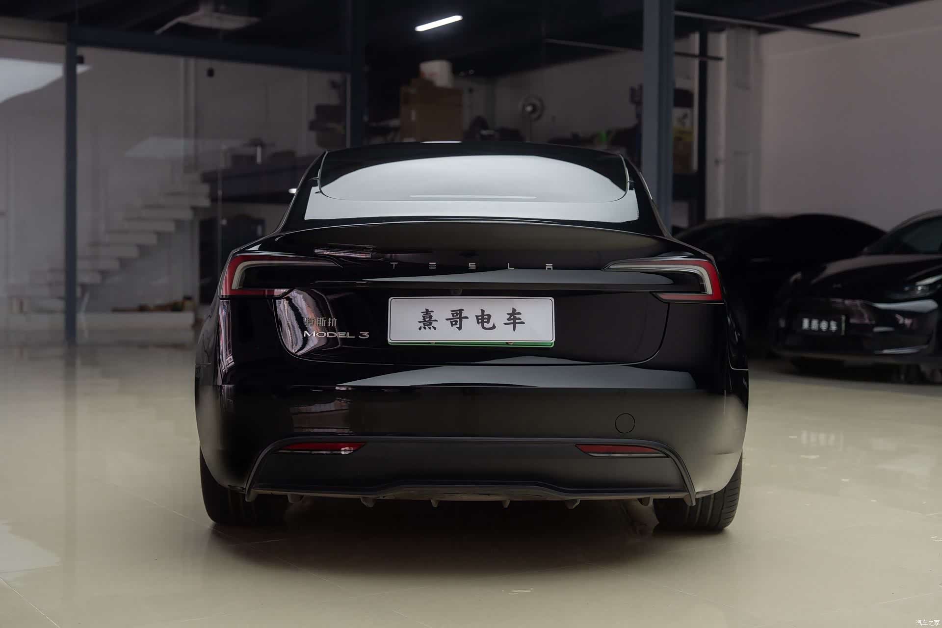 Tesla Model 3, 2023 7
