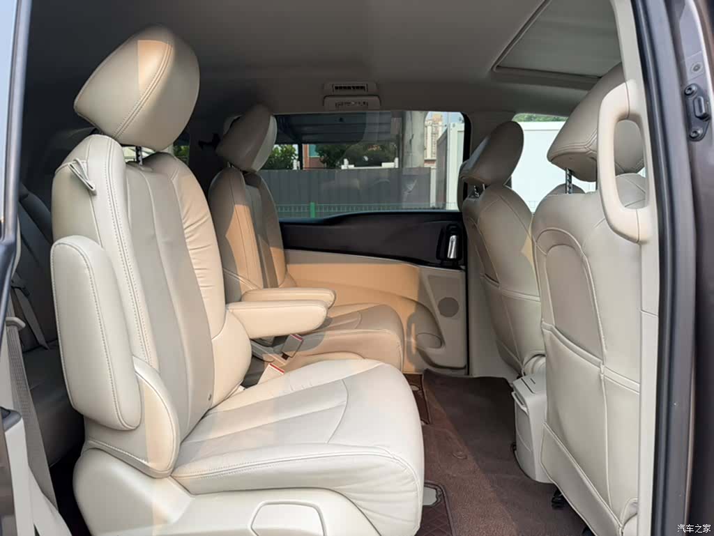 Buick GL8, 2018 15