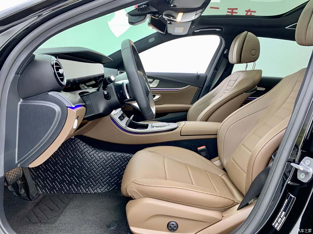 Mercedes-Benz E-Class, 2023 12