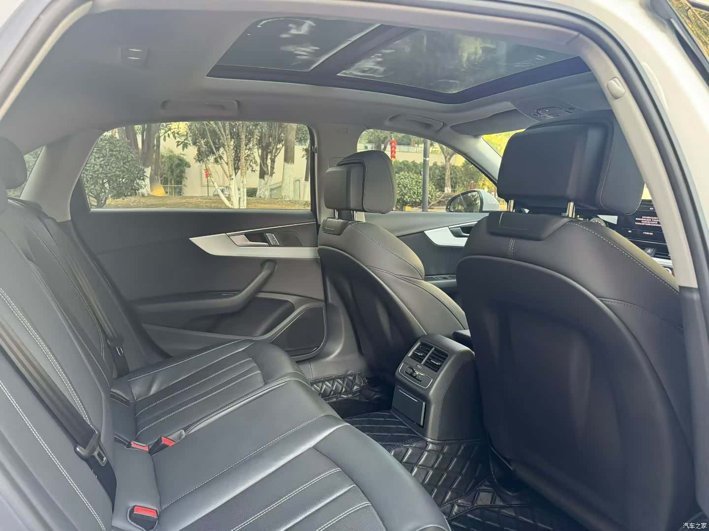 Audi A4L, 2024 все фото
