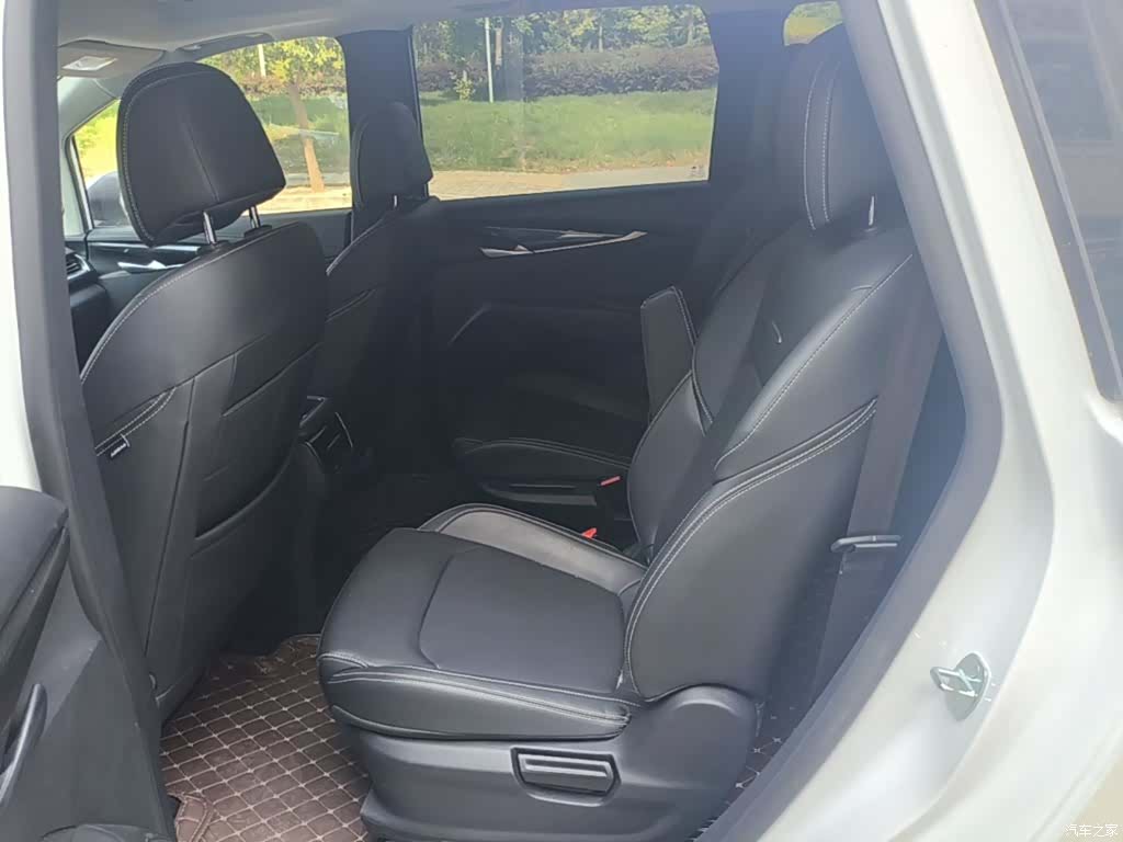 Maxus G50, 2023 17