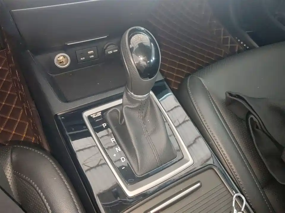 Hyundai Name picture