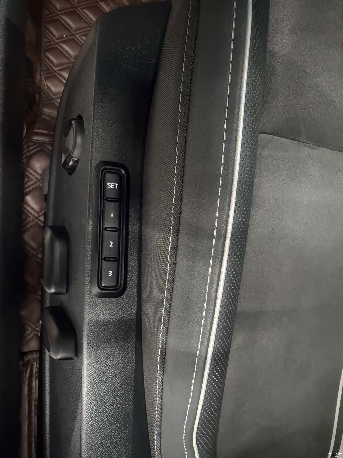 Volkswagen Golf, 2023 10
