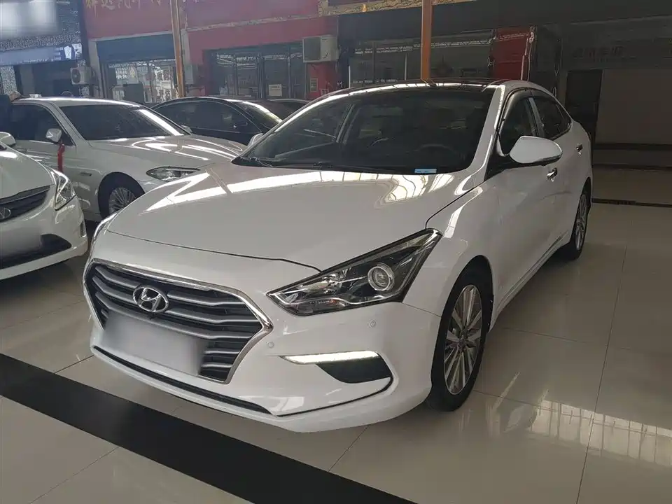 Hyundai Name picture