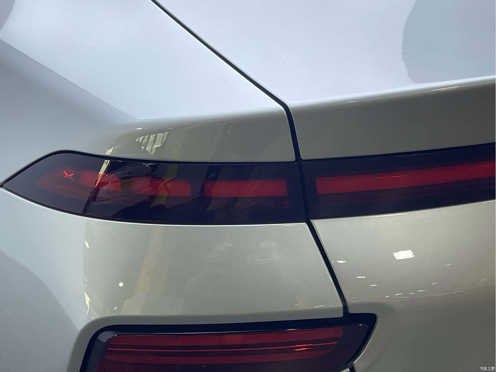 Xpeng P7, 2022 10