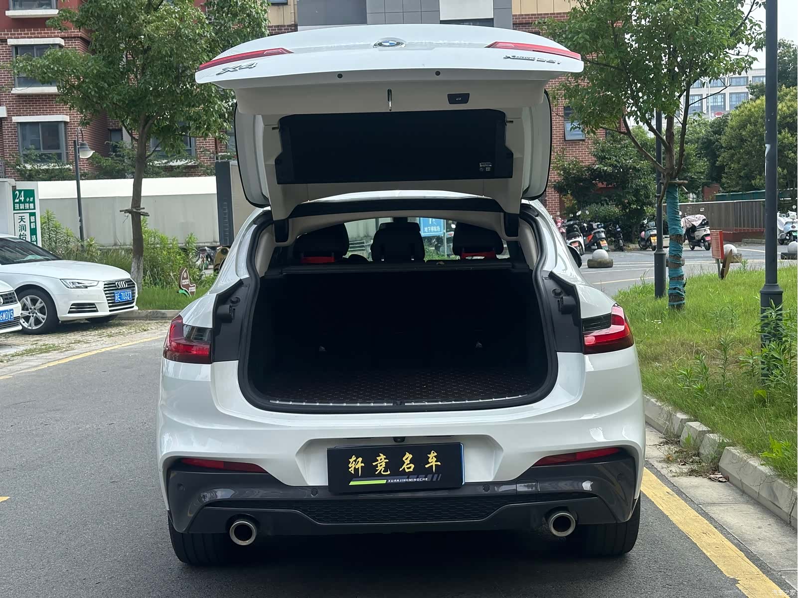 BMW X4, 2021 11