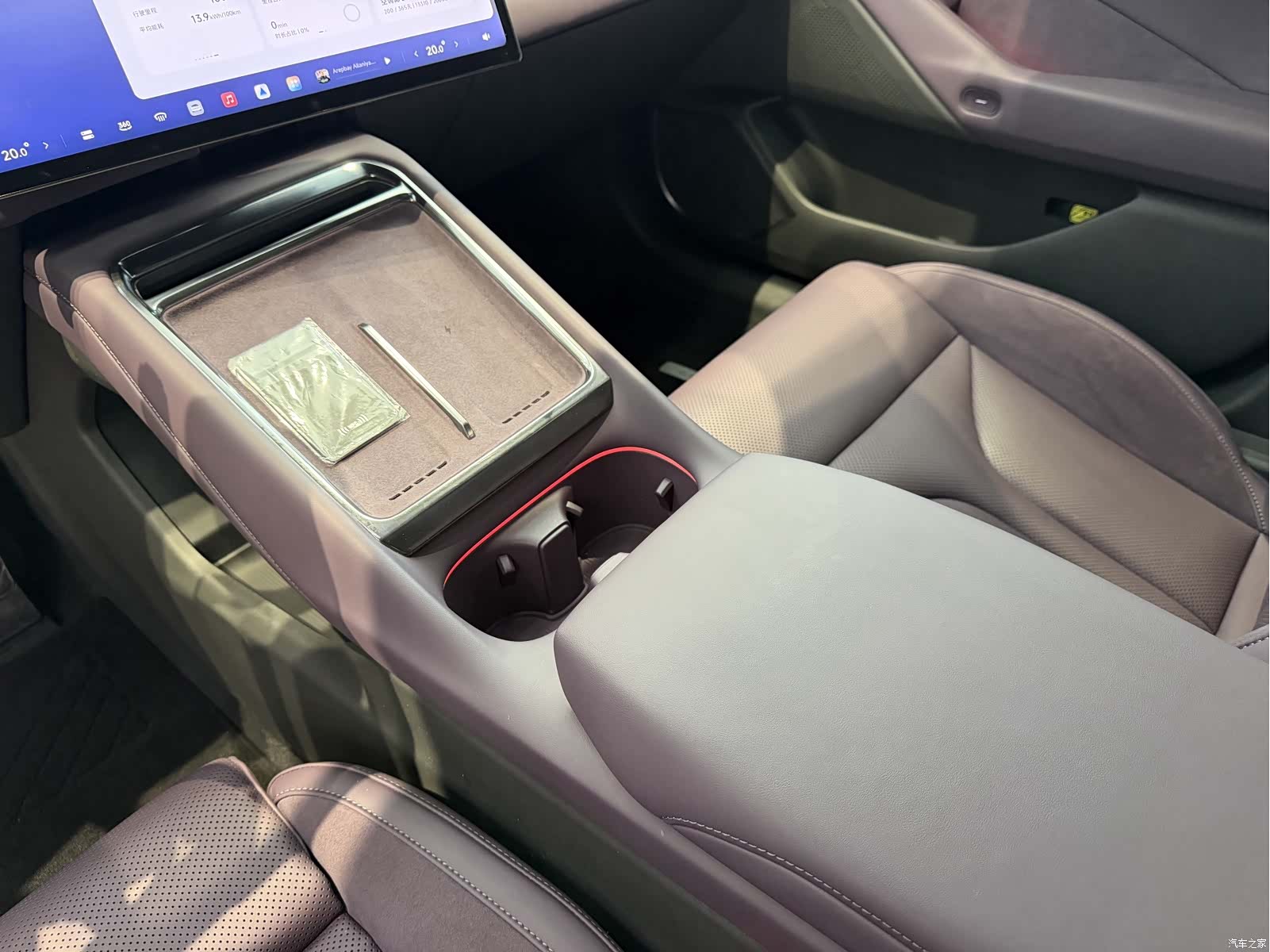 Xpeng P7, 2025 10