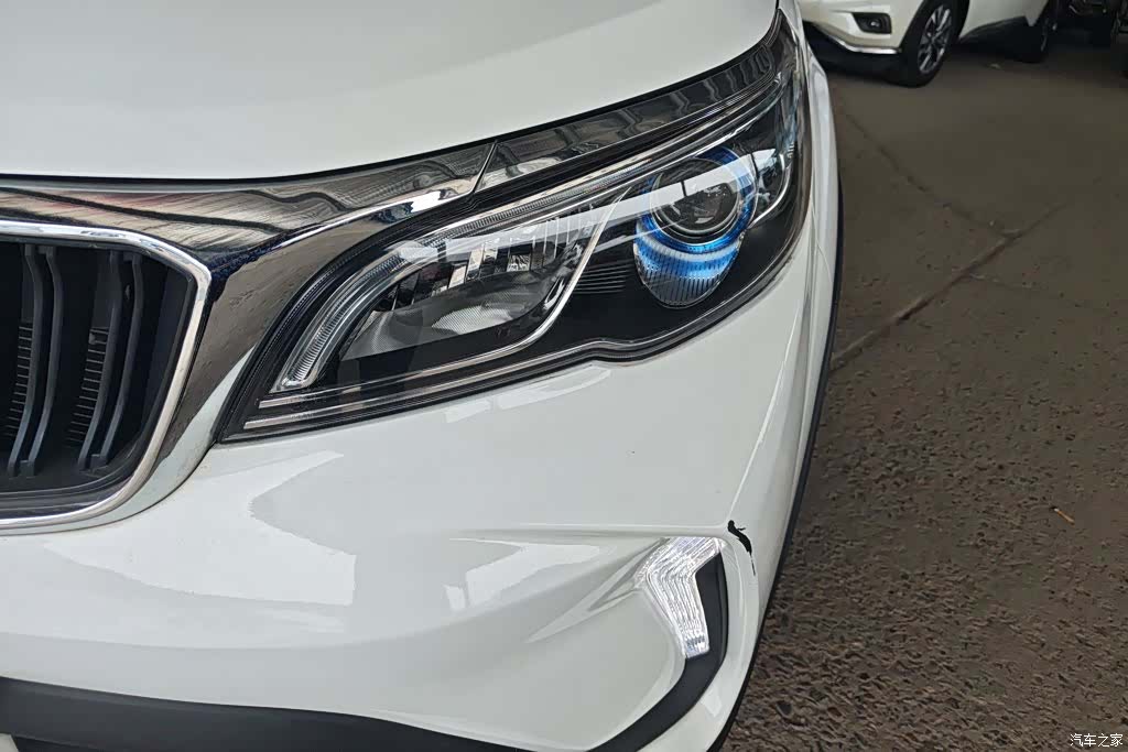 Geely X3, 2021 все фото