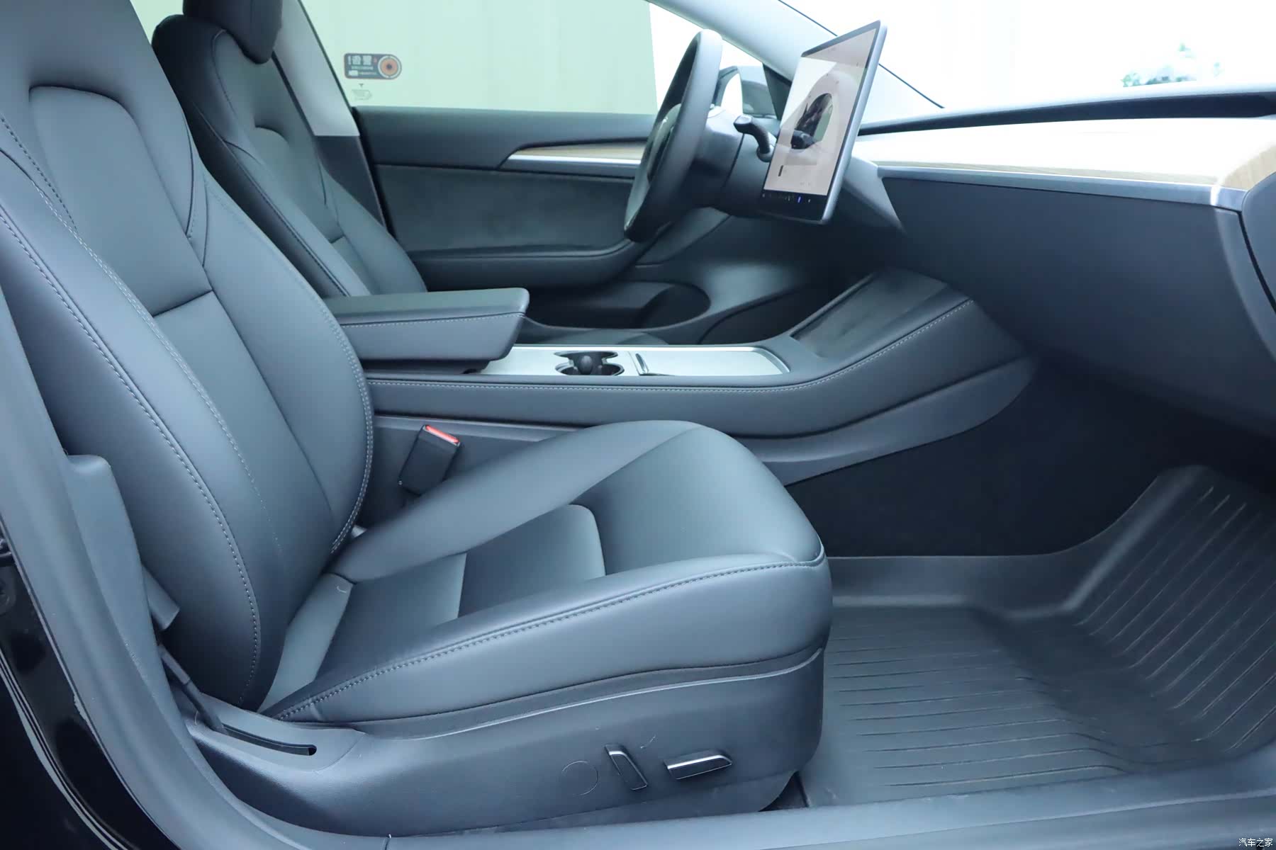 Tesla Model 3, 2023 8