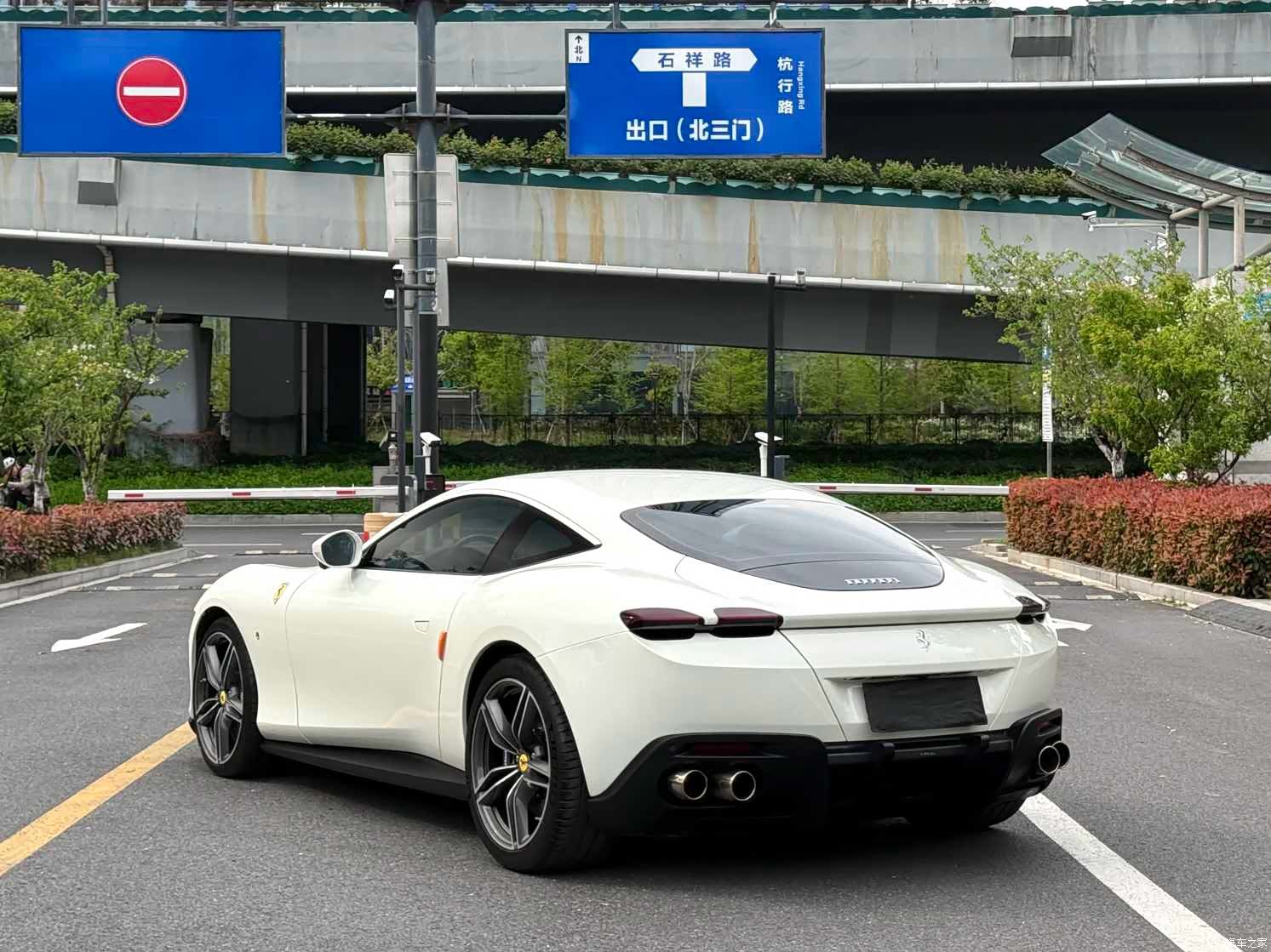 Ferrari Roma, 2024 9