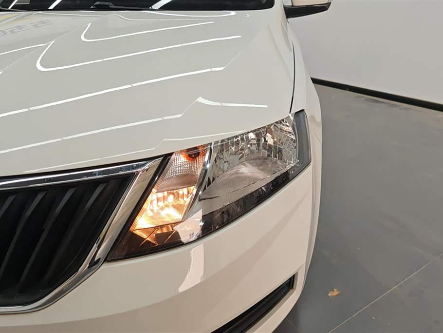 Skoda Xindong