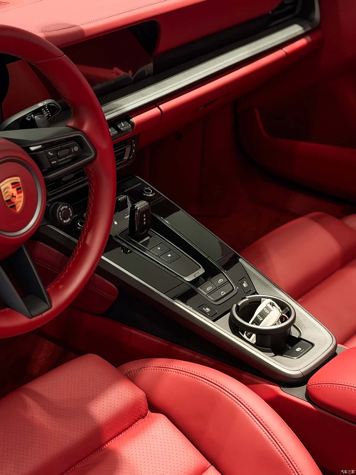 Porsche 911, 2023 17