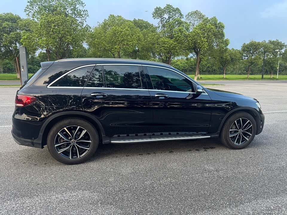Mercedes-Benz GLC Mercedes-Benz GLC