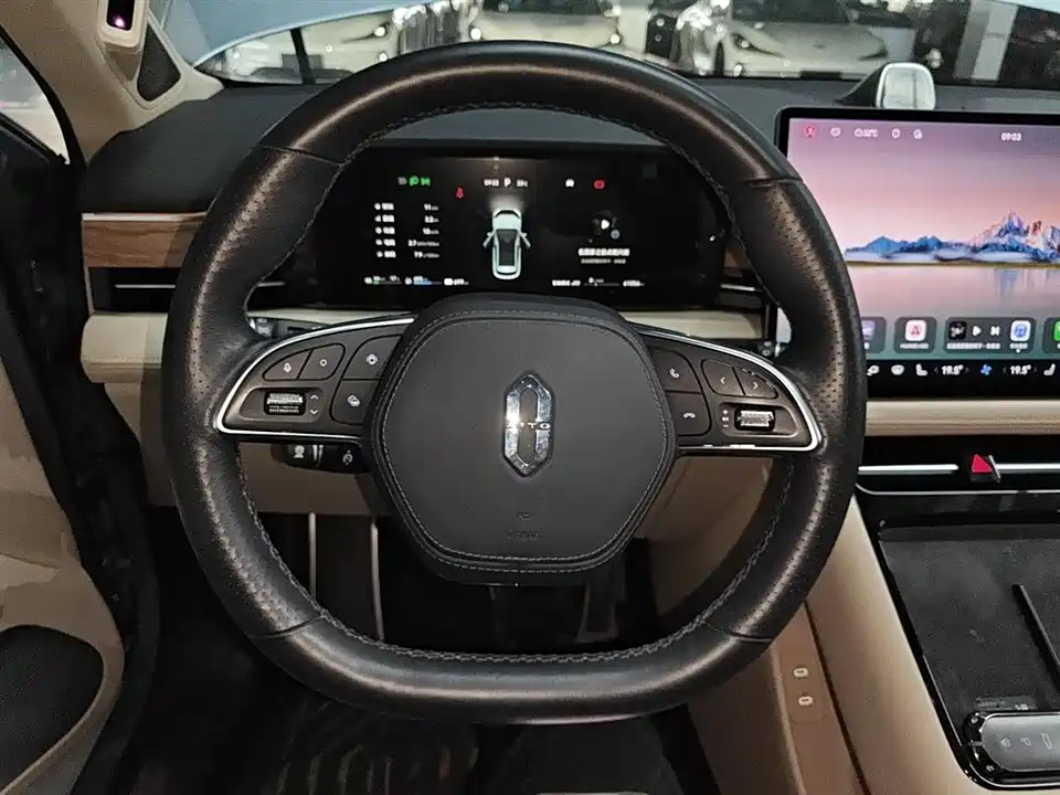 HarmonyOS Ask the world M5