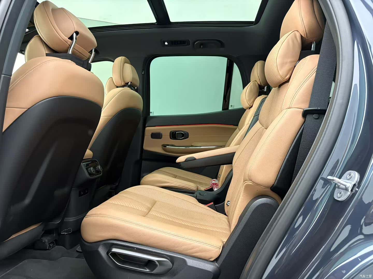 NIO ES8, 2020 12