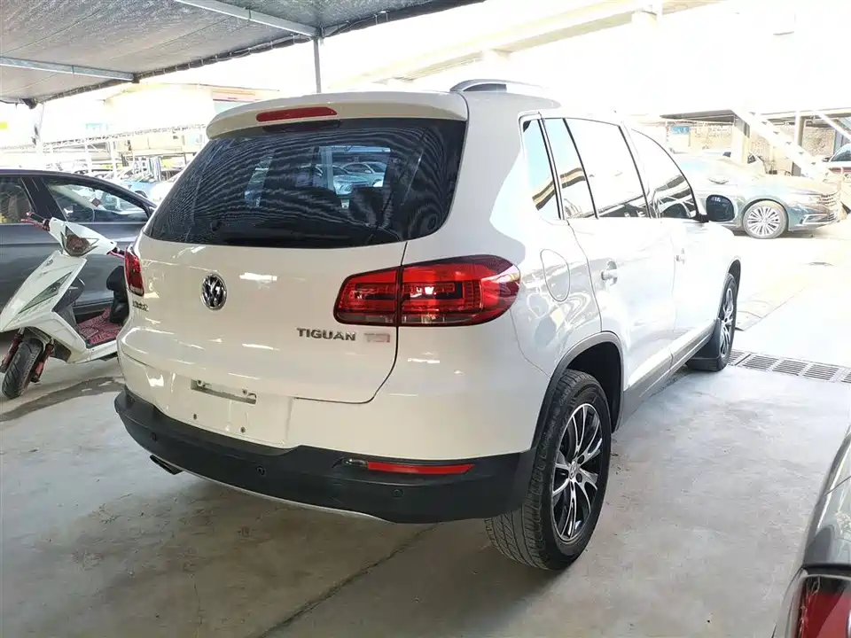 Volkswagen Tiguan