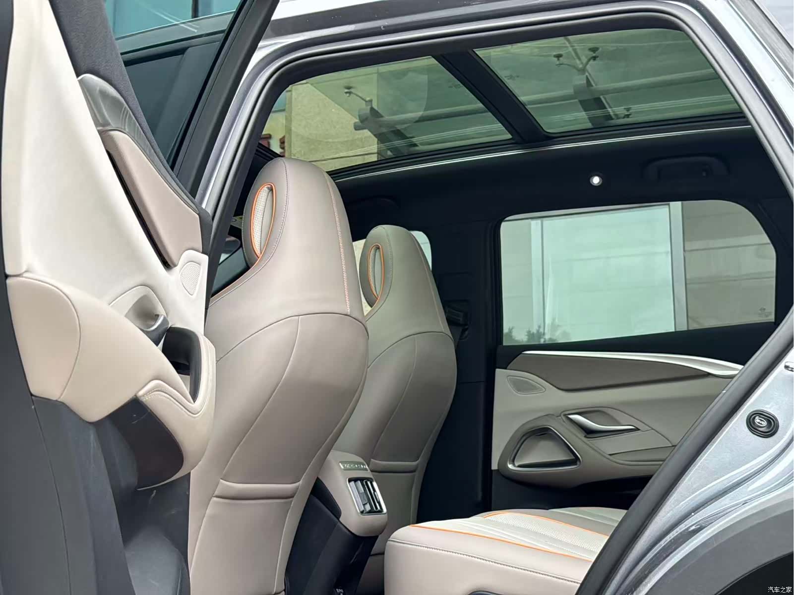 BYD Song, 2024 8