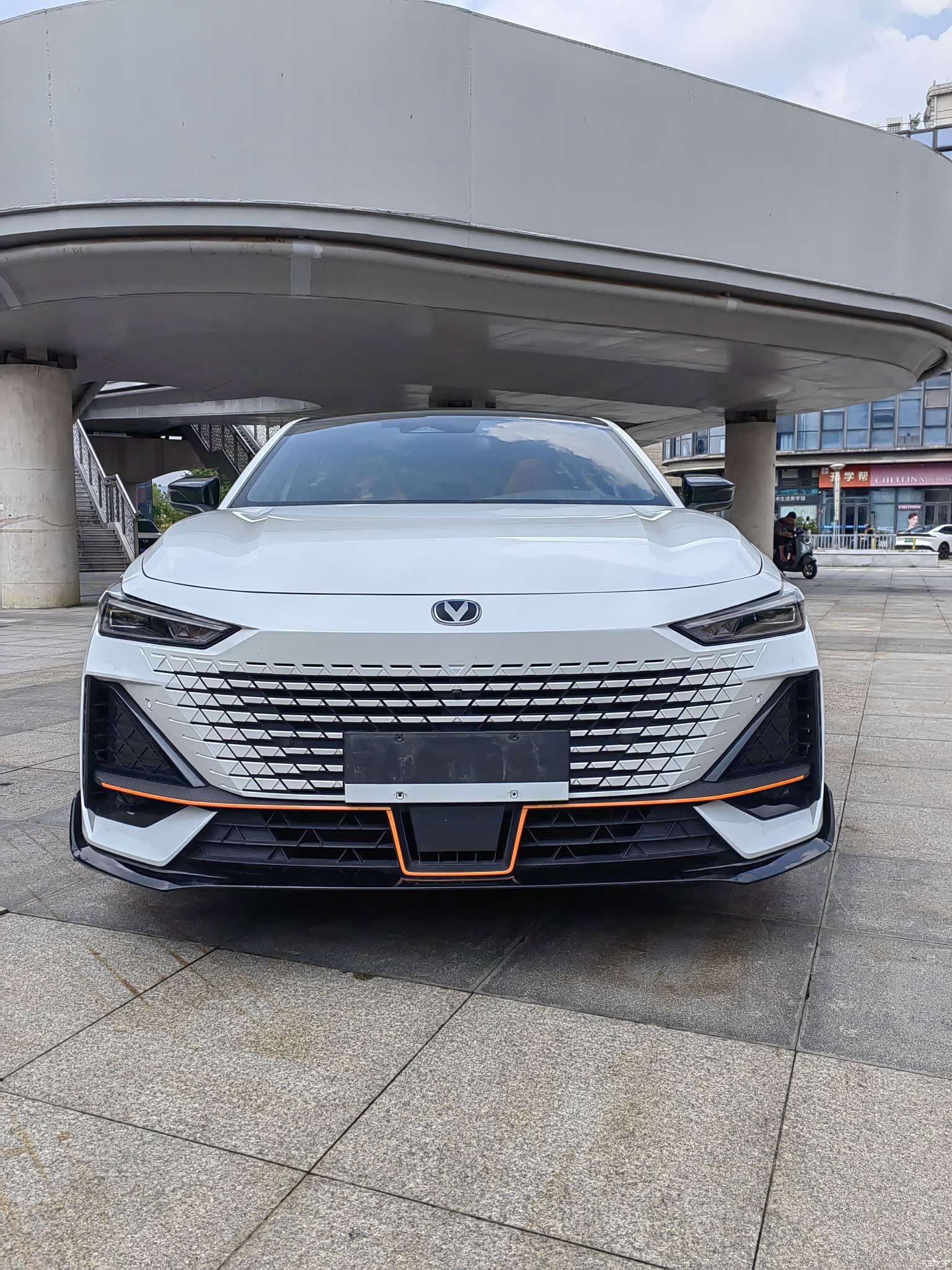 Changan UNI-V, 2023 8