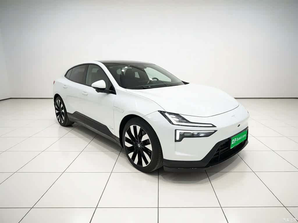 Polestar 4, 2024 7