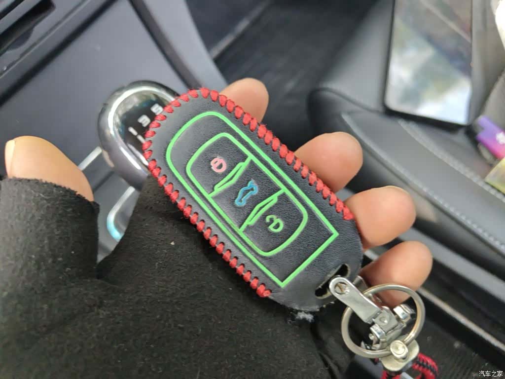 Geely Emgrand, 2017 15