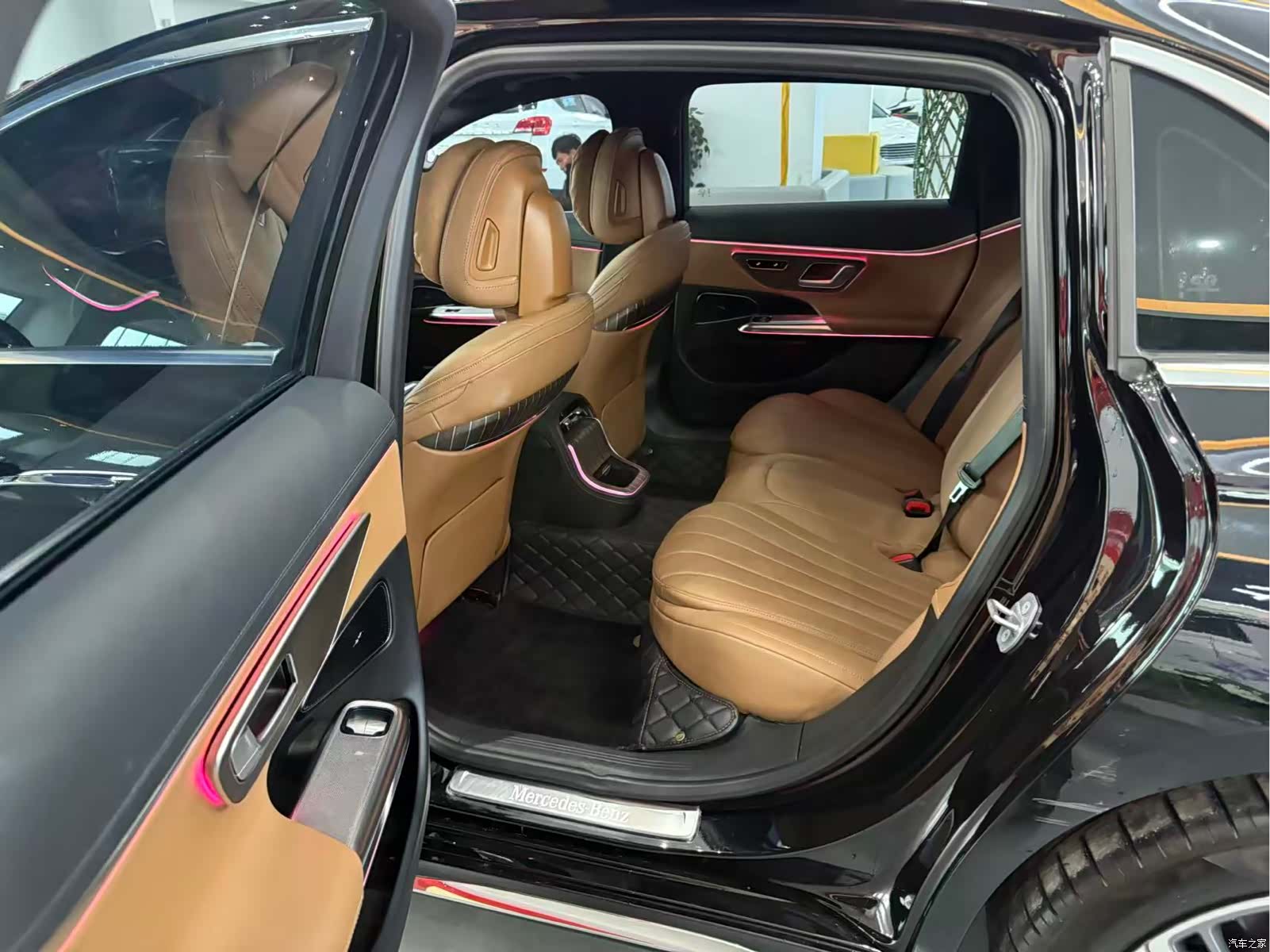 Mercedes-Benz E-Class, 2024 все фото