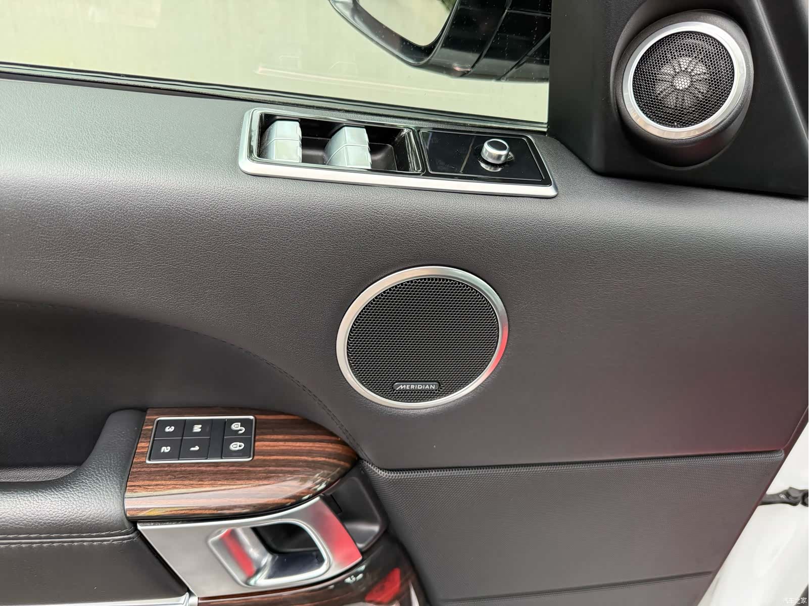 Land Rover Range Rover, 2019 16