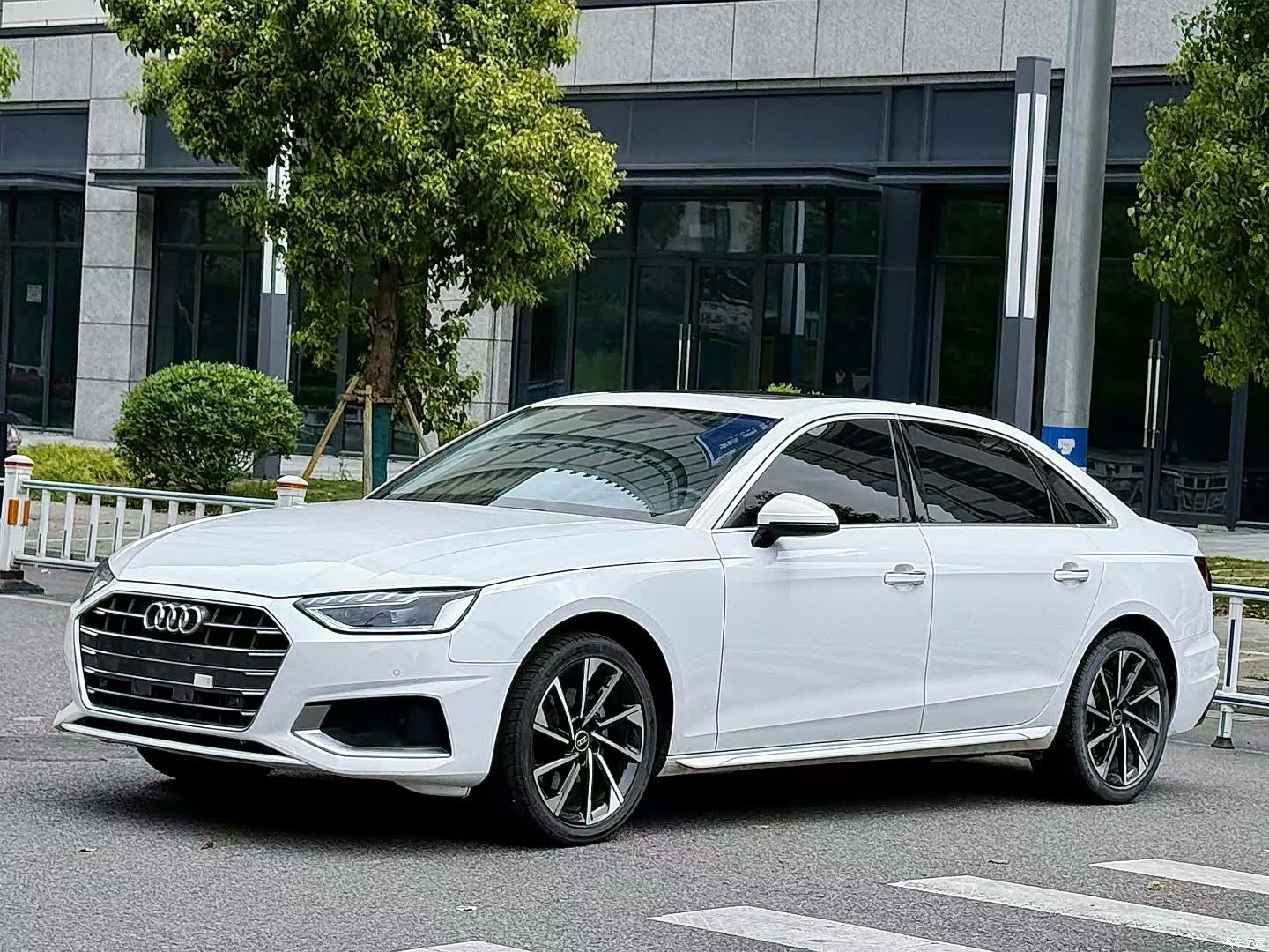Audi A4L, 2023 2