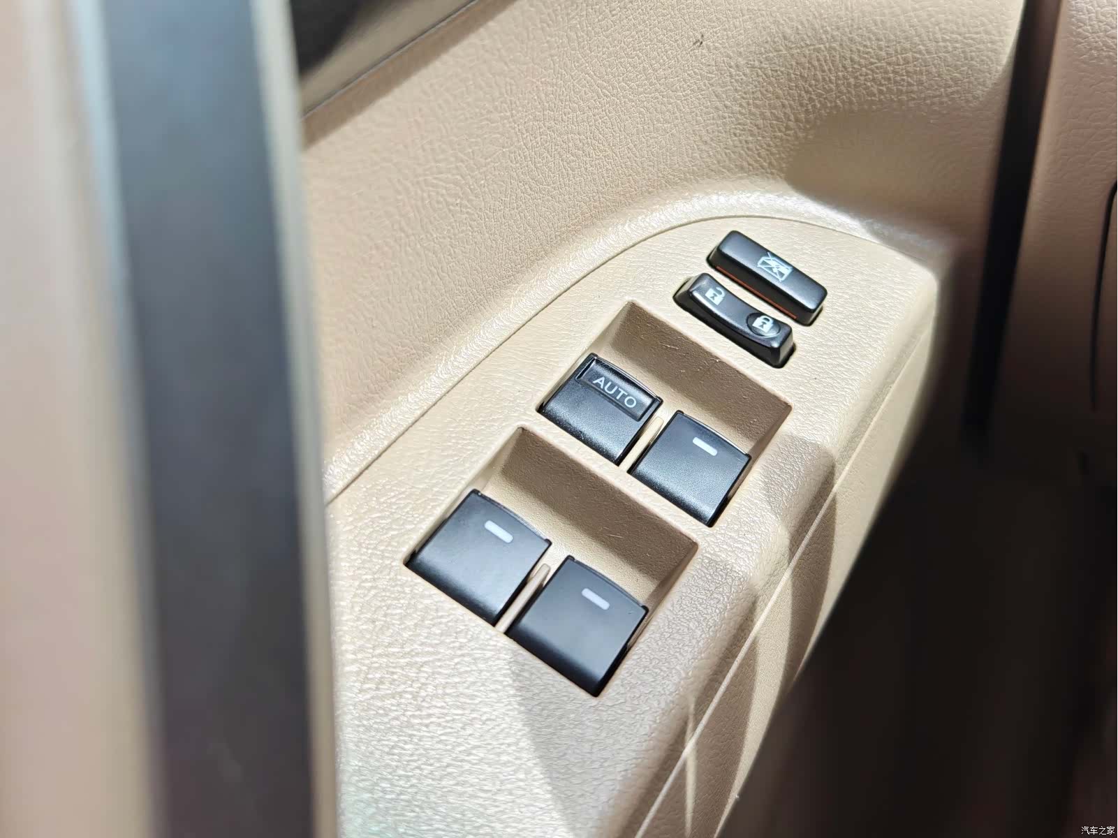 Toyota Highlander, 2011 26