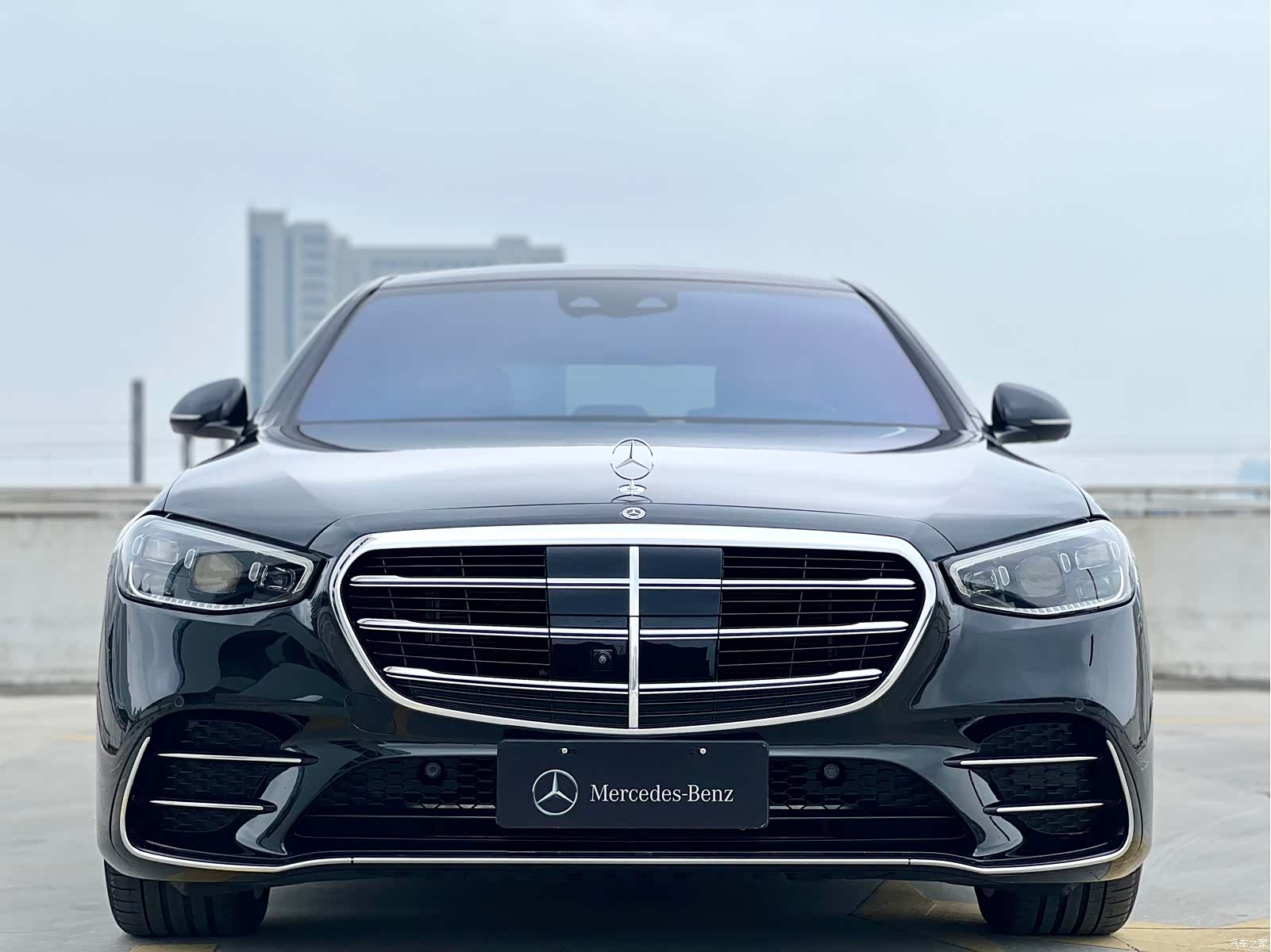 Mercedes-Benz S-Class, 2022 3