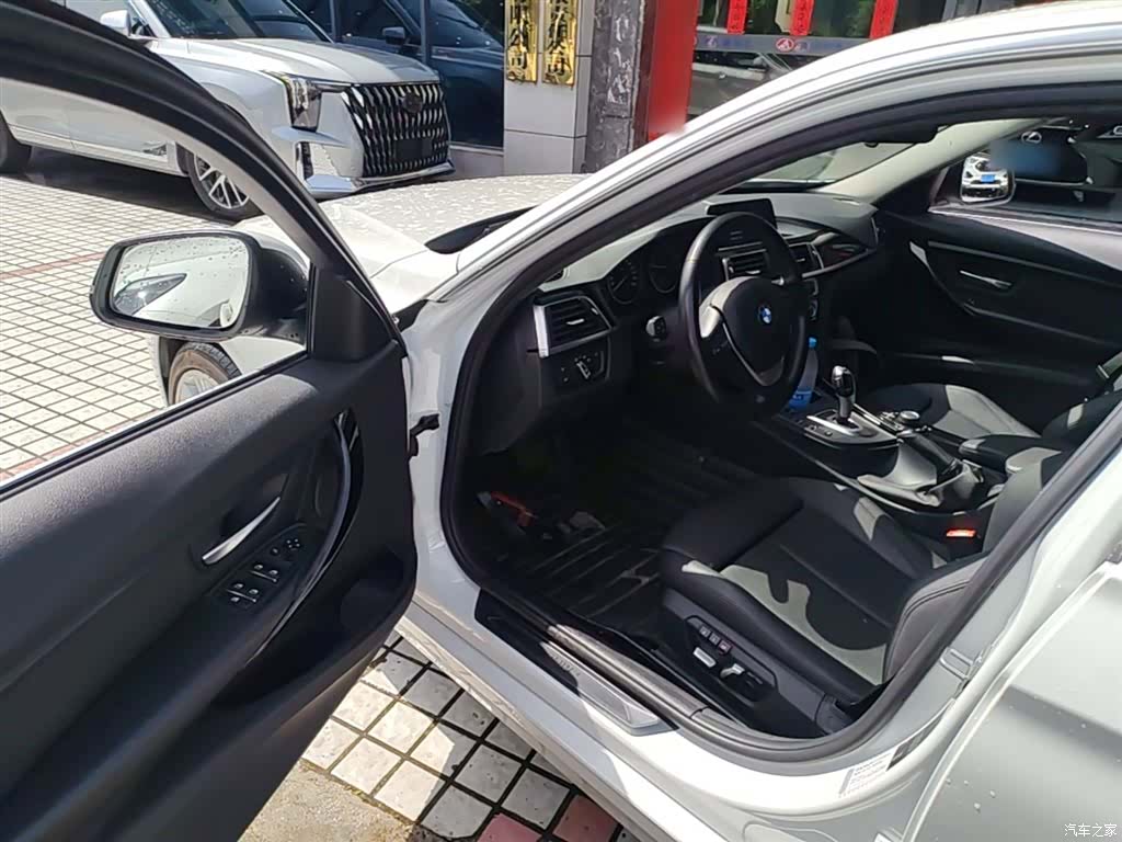 BMW 3 Series, 2018 16