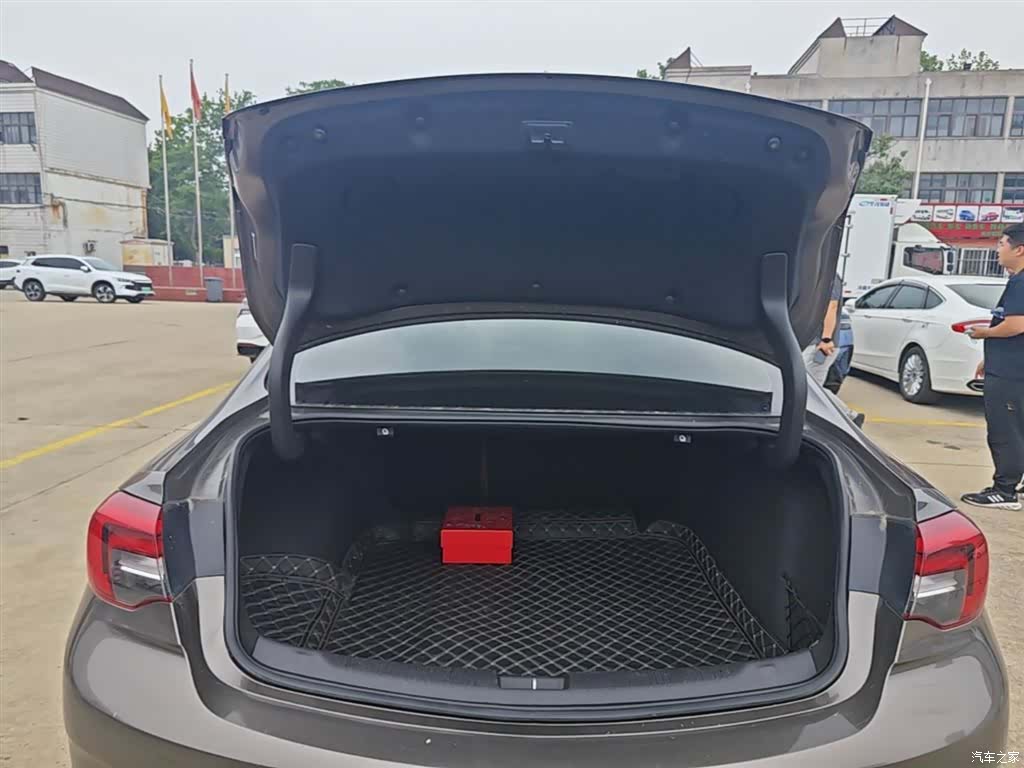 Buick Regal, 2019 19