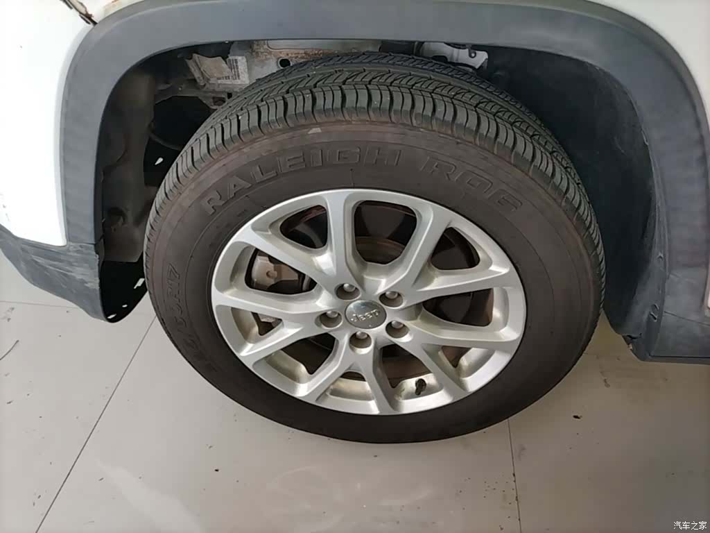 Jeep Cherokee, 2018 23