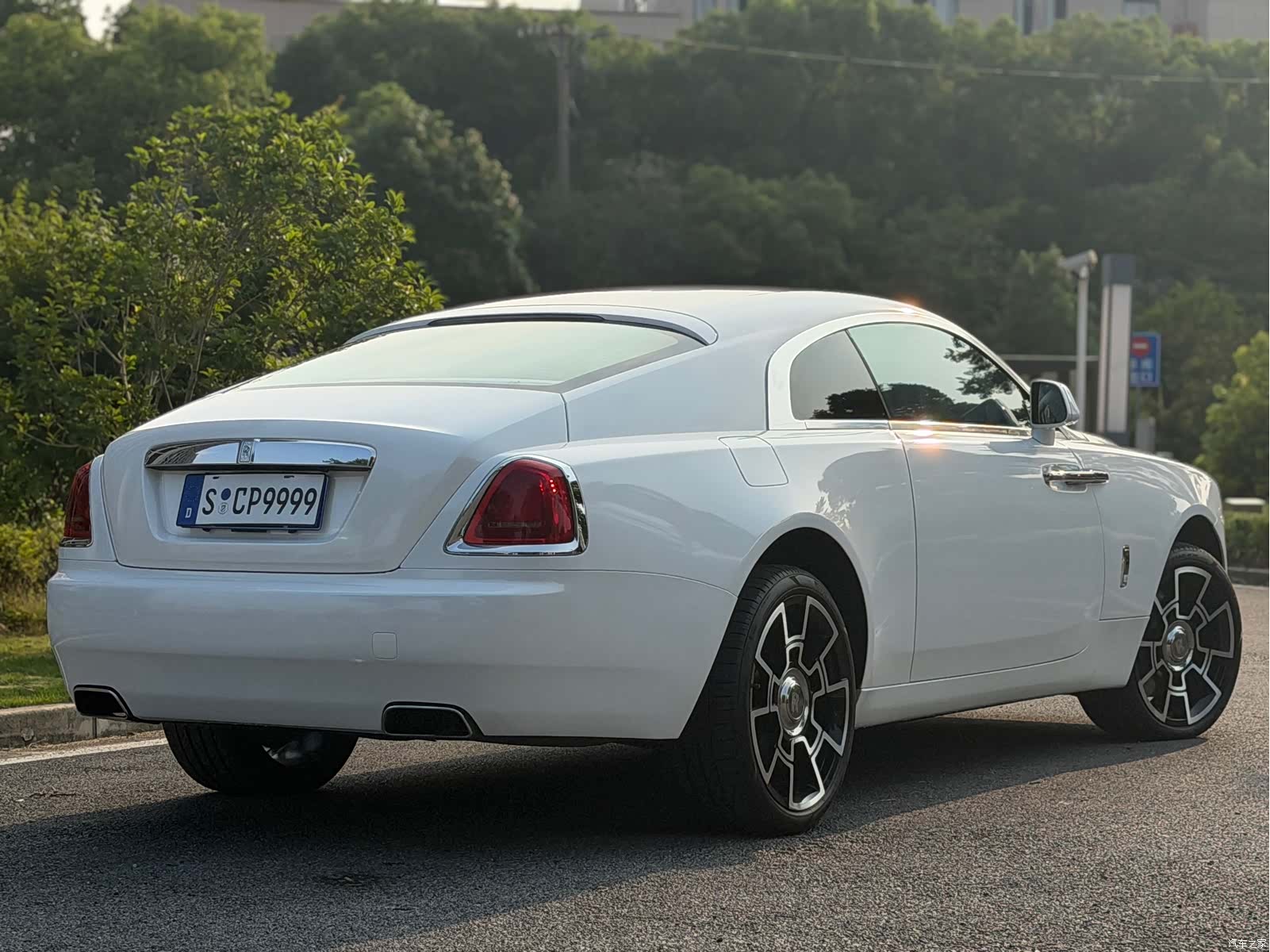 Rolls-Royce Wraith, 2017 3