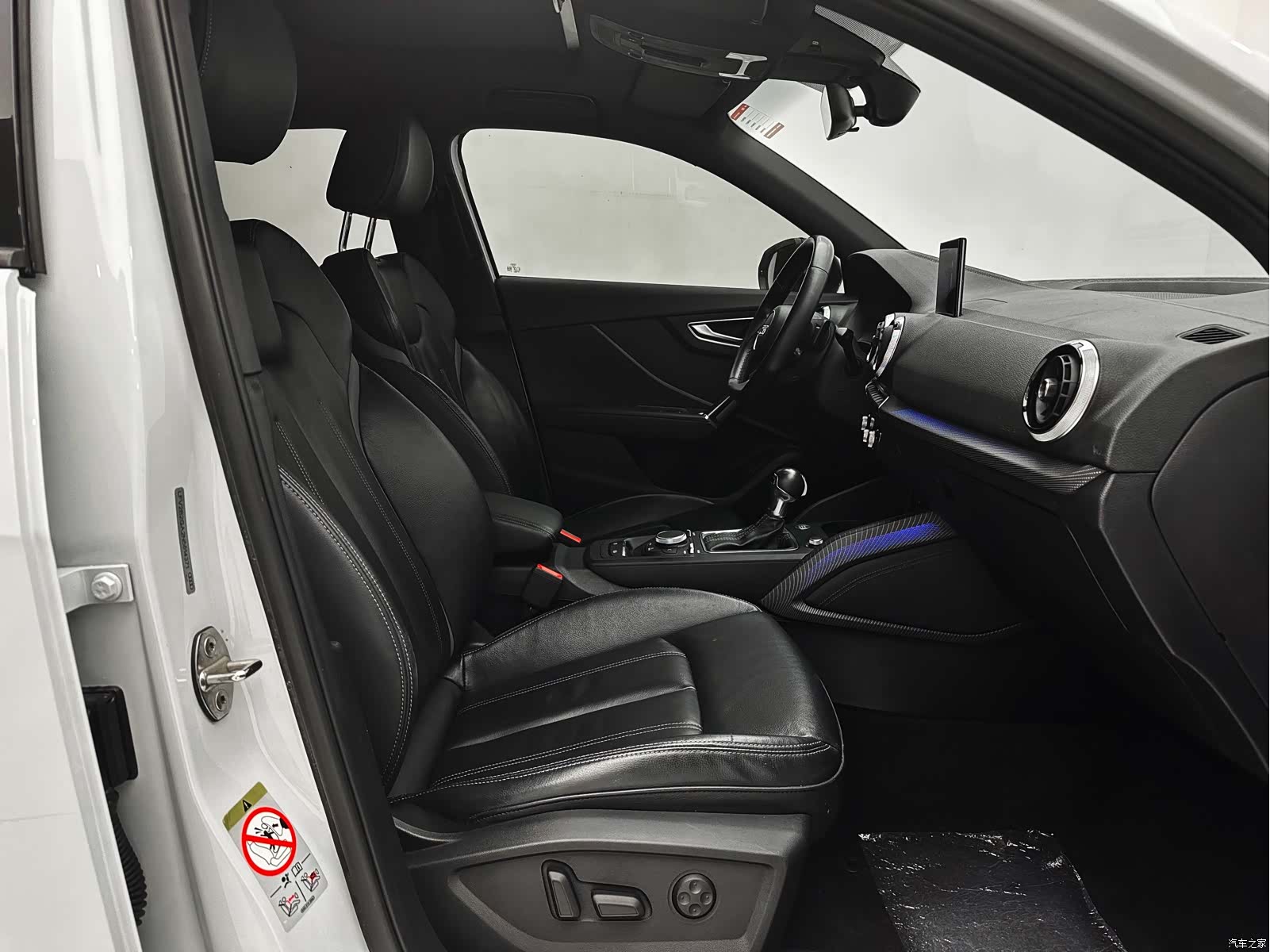 Audi Q2L, 2022 19
